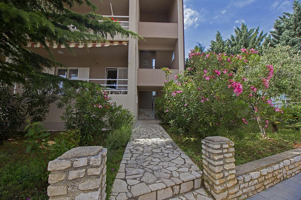 Lemechi Casa Belfior Apartments Rabac Buitenkant foto